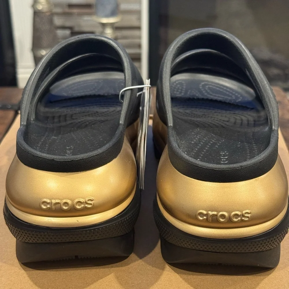 CROCS Mega Crush Metallic Sandal